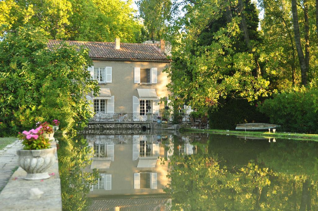 Domaine Du Moulin Hotel Saint-Laurent-des-Arbres Exterior photo